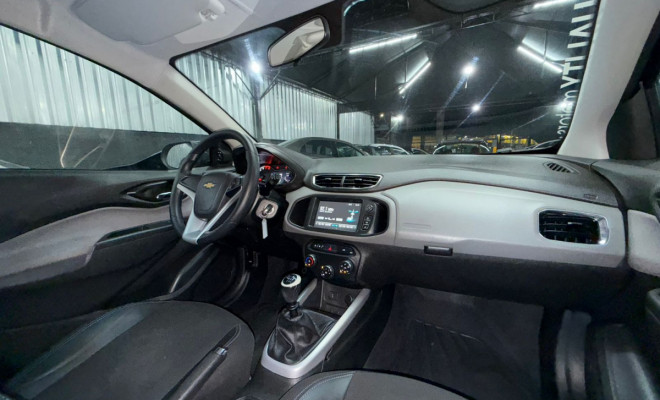 GM - Chevrolet ONIX HATCH LT 1.0 8V FlexPower 5p Mec. 2019 Flex-8