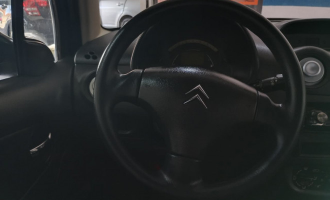 Citroën C3 GLX 1.4/ GLX Sonora 1.4 Flex 8V 5p 2008 Flex-6