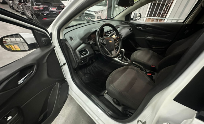 GM - Chevrolet ONIX HATCH LTZ 1.4 8V FlexPower 5p Aut. 2015 Flex-8