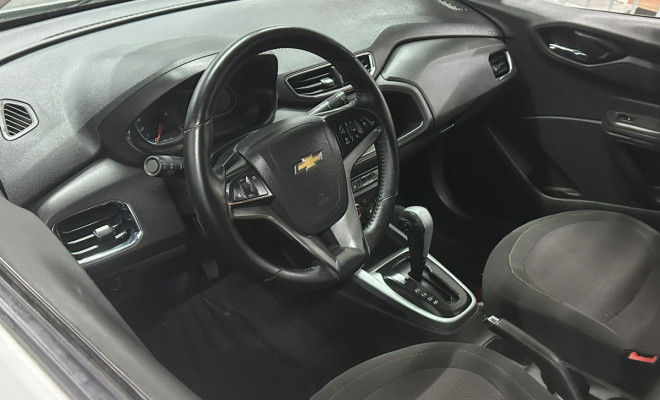 GM - Chevrolet ONIX HATCH LTZ 1.4 8V FlexPower 5p Aut. 2015 Flex-6