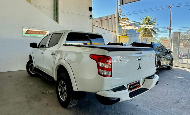 Mitsubishi L200 Triton Sport GLS 2.4 CD Diesel Aut. 2021 Diesel-20