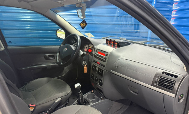 Fiat Palio Week. Adv/Adv TRYON 1.8 mpi Flex 2011 Flex-6