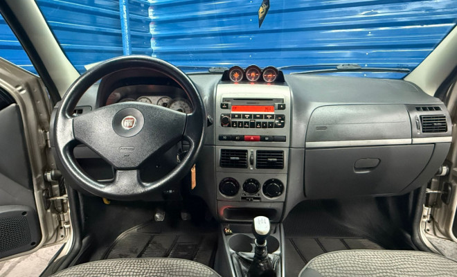 Fiat Palio Week. Adv/Adv TRYON 1.8 mpi Flex 2011 Flex-1