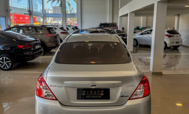 Nissan VERSA SV 1.6 16V FlexStart 4p Aut. 2018 Flex-2