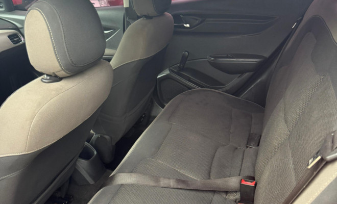 GM - Chevrolet PRISMA Sed. LT 1.4 8V FlexPower 4p Aut. 2014 Flex-6