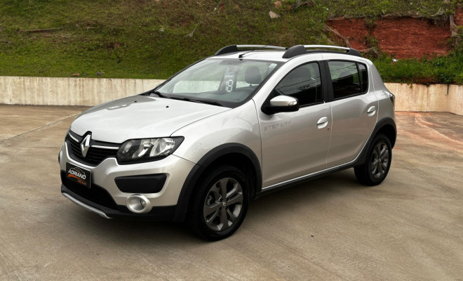SANDERO STEPWAY Easy R 1.6 2018 - Versatilidade e estilo em um só carro!