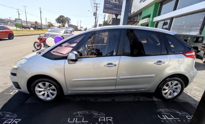 Citroën Grand C4 Picasso 2.0 16V 143cv Aut 2011 Gasolina-11