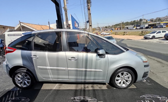 Citroën Grand C4 Picasso 2.0 16V 143cv Aut 2011 Gasolina-13