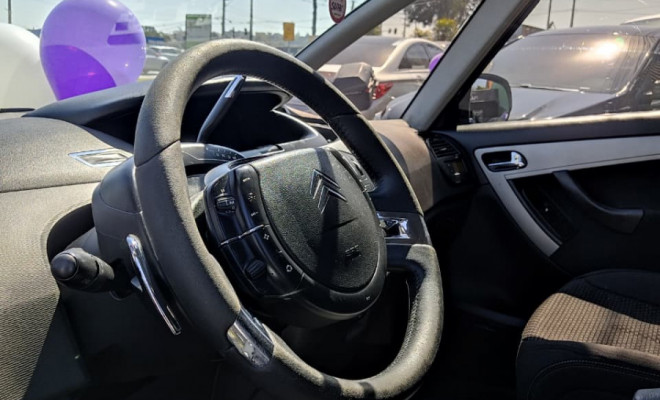 Citroën Grand C4 Picasso 2.0 16V 143cv Aut 2011 Gasolina-8