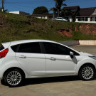 FIESTA Titanium 1.6 Automático 2016 – Conforto e sofisticação em cada detalhe!
