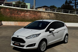 FIESTA Titanium 1.6 Automático 2016 – Conforto e sofisticação em cada detalhe!
