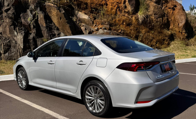 Toyota Corolla XEi 2.0 Flex 16V Aut. 2024 Flex-1