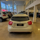 Mercedes-Benz A 200 1.6 TURBO 2015 Gasolina-2