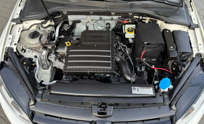 VW - VolksWagen Golf Comfortline 1.6 MSI Total Flex Aut. 2016 Flex-12