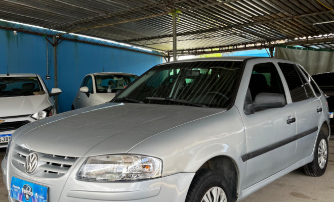 VW - VolksWagen Gol (novo) 1.0 Mi Total Flex 8V 4p 2014 Flex