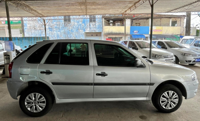 VW - VolksWagen Gol (novo) 1.0 Mi Total Flex 8V 4p 2014 Flex-3