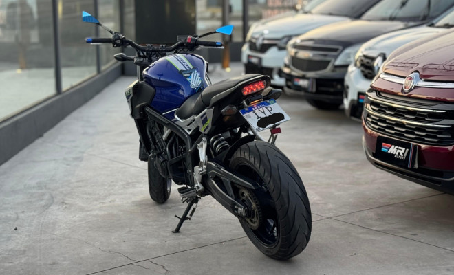 HONDA CB 650F 2018 Gasolina-9