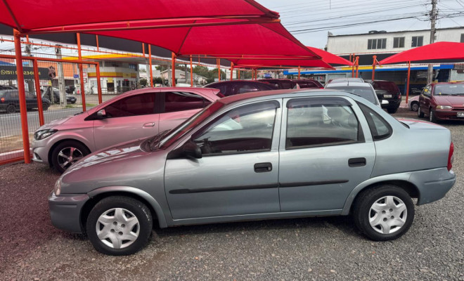 GM - Chevrolet Corsa Sedan 1.0 MPFI 8V 71cv 4p 2003 Gasolina-3
