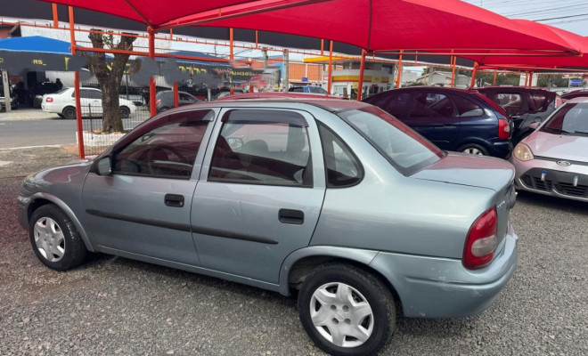 GM - Chevrolet Corsa Sedan 1.0 MPFI 8V 71cv 4p 2003 Gasolina-0