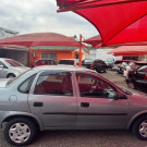GM - Chevrolet Corsa Sedan 1.0 MPFI 8V 71cv 4p 2003 Gasolina-7