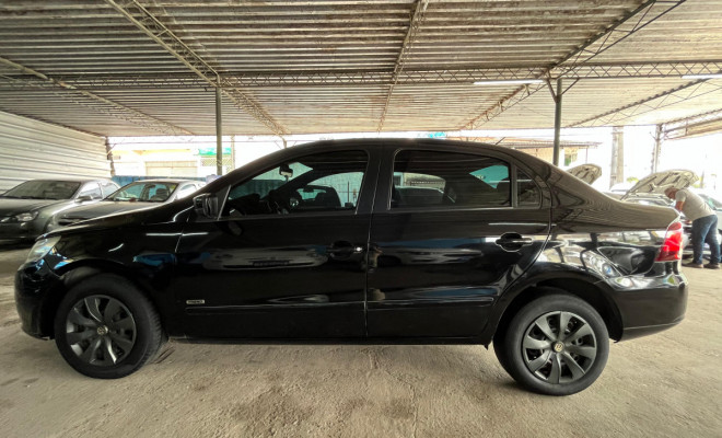 VW - VolksWagen VOYAGE 1.0/1.0 City Mi Total Flex 8V 4p 2010 Flex-6