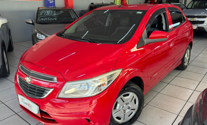 GM - Chevrolet ONIX HATCH LT 1.0 8V FlexPower 5p Mec. 2015 Flex