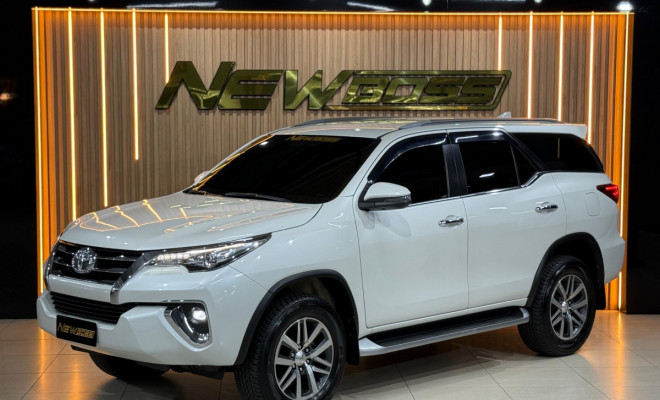 Toyota Hilux SW4 SRX 4x4 2.8 TDI 16V Dies. Aut. 2018 Diesel-1