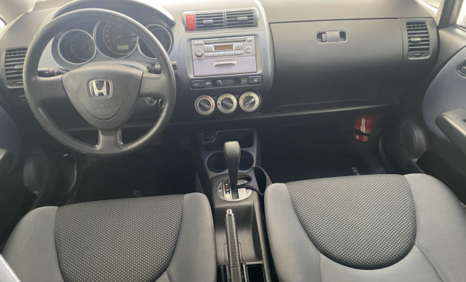 Honda Fit LX 1.4 Aut 2007-6