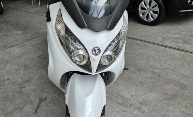 DAFRA MAXSYM 400i 2015 Gasolina-1