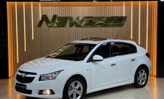 GM - Chevrolet CRUZE HB Sport LTZ 1.8 16V FlexP. 5p Aut 2014 Flex-1