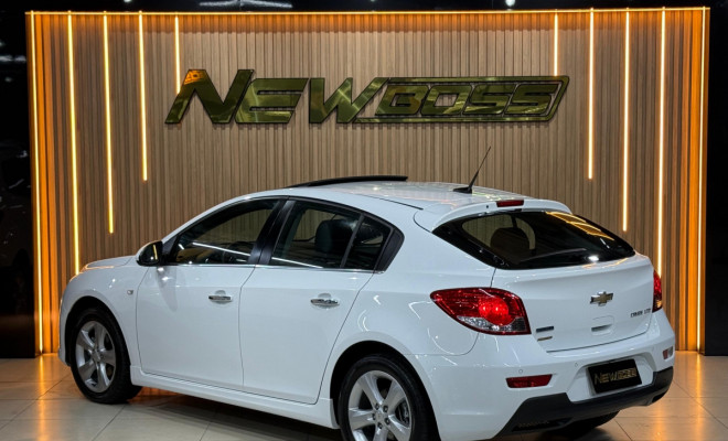 GM - Chevrolet CRUZE HB Sport LTZ 1.8 16V FlexP. 5p Aut 2014 Flex-2