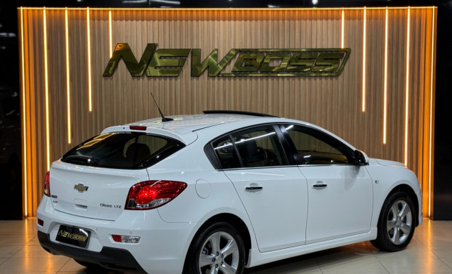 GM - Chevrolet CRUZE HB Sport LTZ 1.8 16V FlexP. 5p Aut 2014 Flex-0