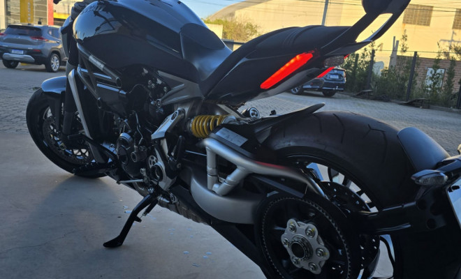 DUCATI XDIAVEL S 1262 2018 Gasolina-0