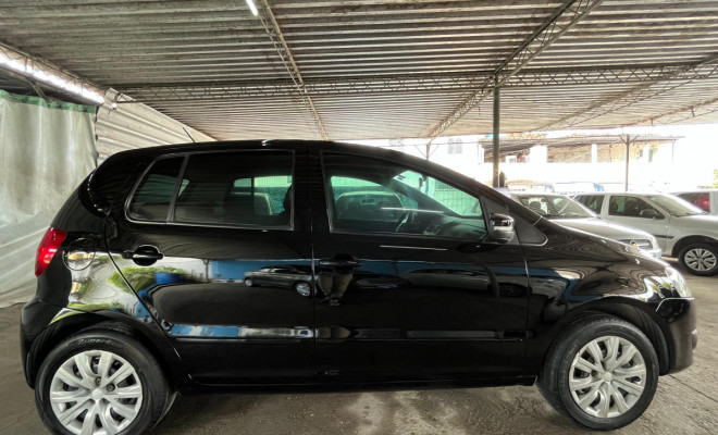 VW - VolksWagen Fox 1.6 Mi Total Flex 8V 5p 2013 Flex-1