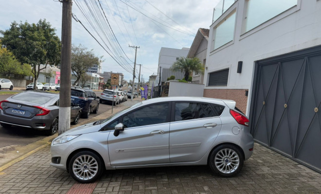 Ford Fiesta TIT./TIT.Plus 1.6 16V Flex Aut. 2016 Flex-3