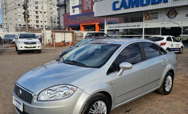 Fiat LINEA 1.9/ HLX 1.9/1.8 Flex  Dualogic 4p 2010 Flex