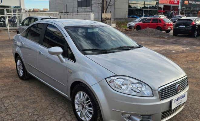 Fiat LINEA 1.9/ HLX 1.9/1.8 Flex  Dualogic 4p 2010 Flex-1