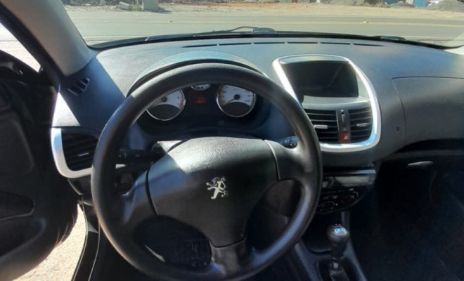 Peugeot 207 XR 1.4 Flex 8V 3p 2013 Flex-9