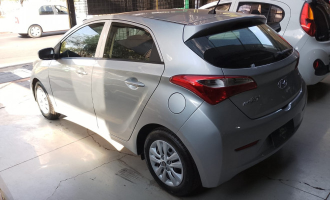 Hyundai HB20 Unique 1.0 Flex 12V Mec. 2014 Flex-1