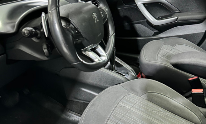Peugeot 208 Griffe 1.6 Flex 16V 5p Aut. 2015 Flex-1