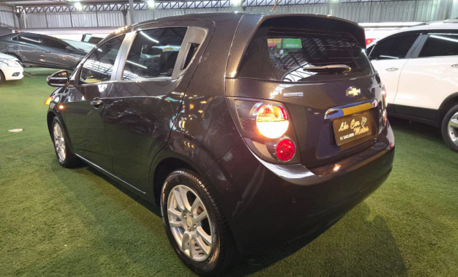 GM - Chevrolet SONIC HB LTZ 1.6 16V FlexPower 5p Aut. 2012 Flex-6