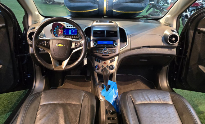 GM - Chevrolet SONIC HB LTZ 1.6 16V FlexPower 5p Aut. 2012 Flex-12