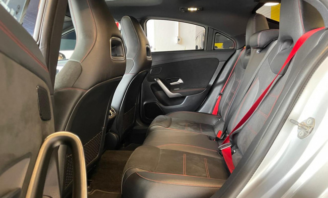 Mercedes-Benz CLA 35 AMG 4MATIC 2.0 TB Aut. Gasolina 2020-16