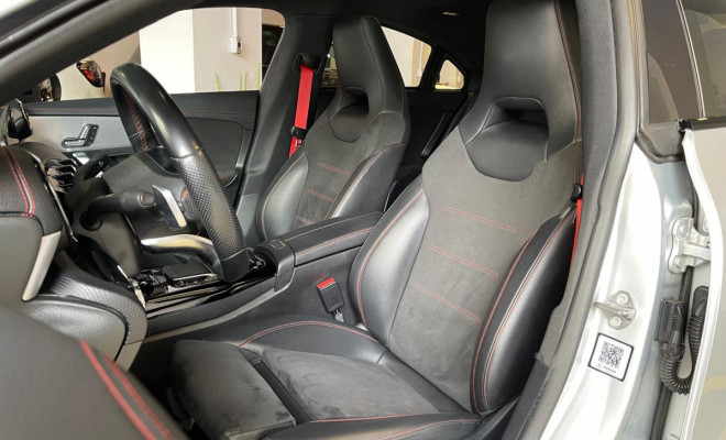 Mercedes-Benz CLA 35 AMG 4MATIC 2.0 TB Aut. Gasolina 2020-15
