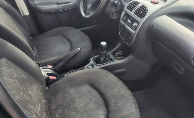 Peugeot 206 Sensation 1.4 Flex 8V 5p 2010 Flex-10