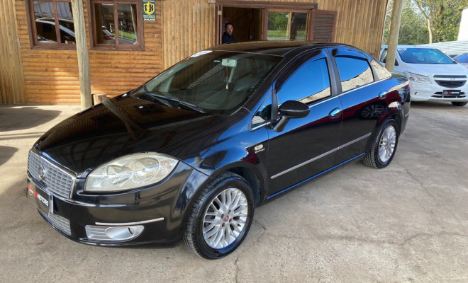 Fiat LINEA ABSOLUTE 1.9/1.8 Flex Dualogic 4p 2011 Flex