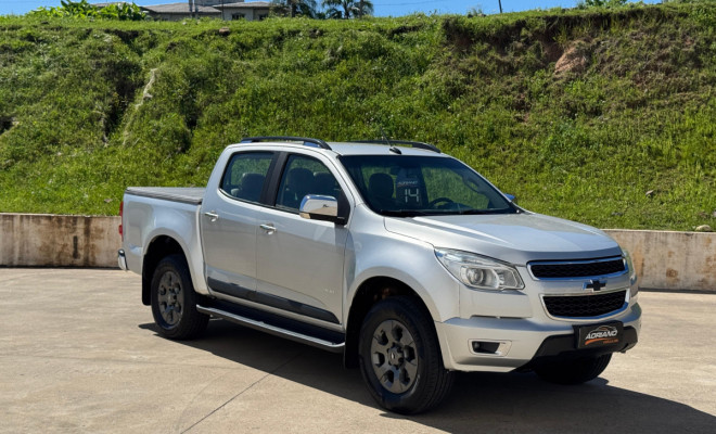 S10 LTZ 2.4 4x2 CD 2014 – A picape que combina força, tecnologia e conforto!-17