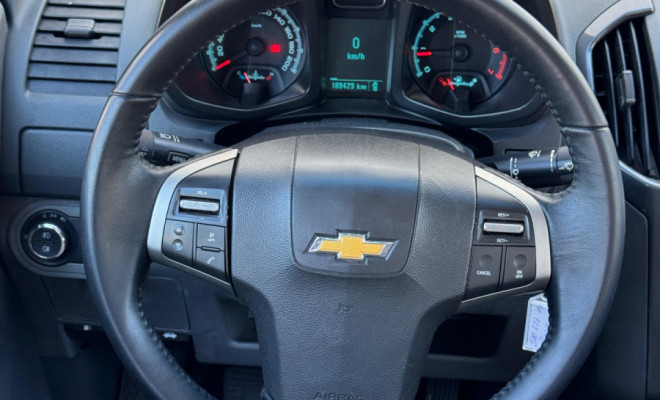 S10 LTZ 2.4 4x2 CD 2014 – A picape que combina força, tecnologia e conforto!-10