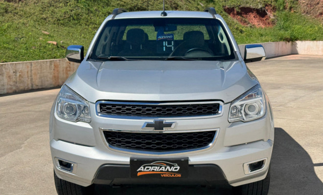 S10 LTZ 2.4 4x2 CD 2014 – A picape que combina força, tecnologia e conforto!-0