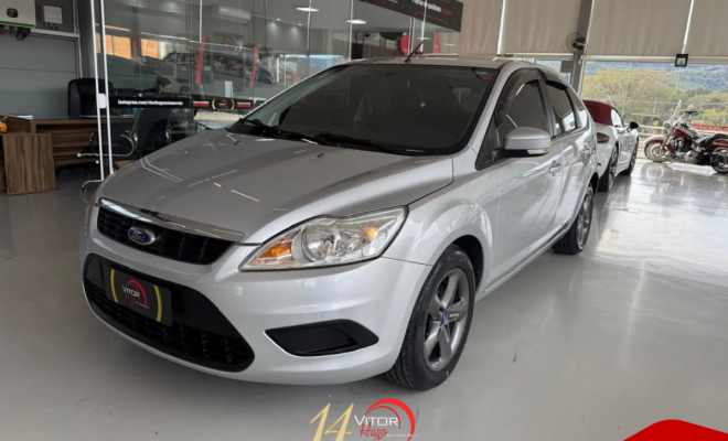Ford Focus 1.6 S/SE/SE Plus Flex 8V/16V  5p 2012 Flex-0